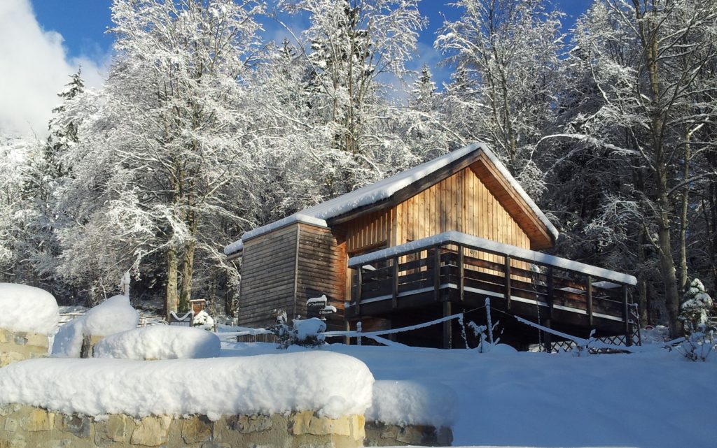 Gîte chartreuse vu d'extérieure pour la retraite yoga noel et retraite yoga nouvel