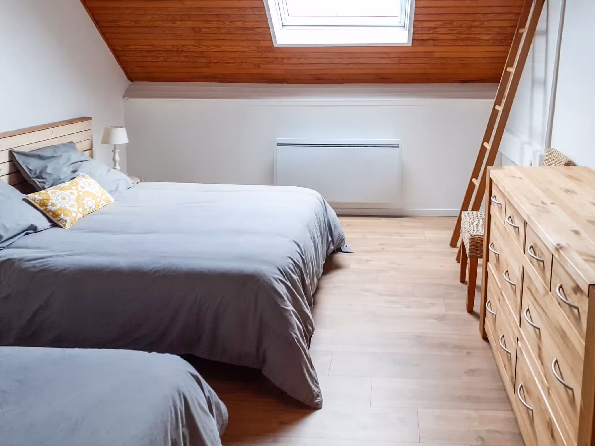 Chambre double partagée disponible durant la retraite yoga auvergne